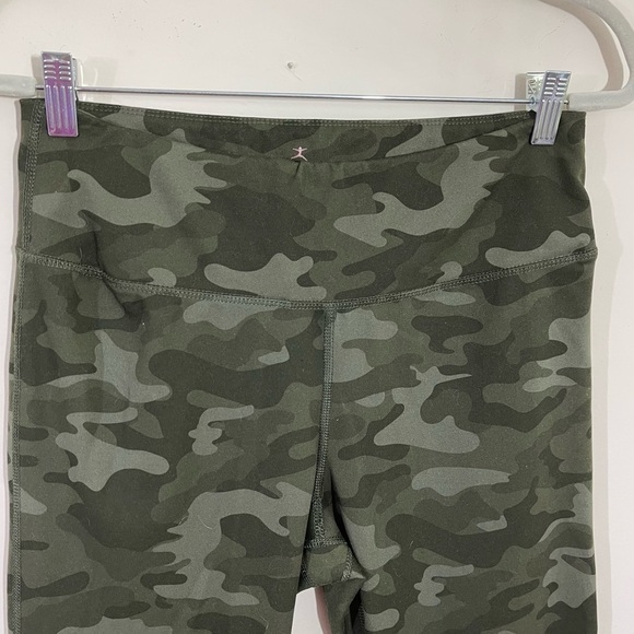 Danskin pink label sz lg compression leggings in shades of green newer - Picture 3 of 13